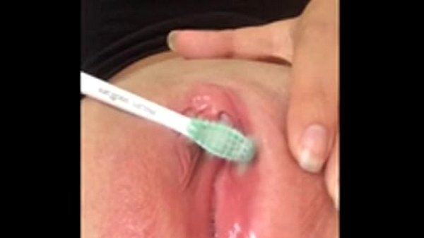 Squirting with tooth brush