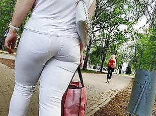 Wearing skinny white pants sexy