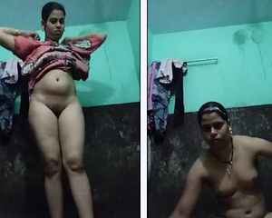 Desi bhabhi nude bathing