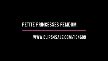 Insolent petite stepsis fullweight facesitting
